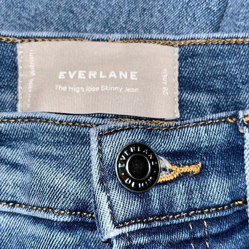 Everlane The High Rise Skinny Jean Size 28 Ankle Light Wash Raw Hem - Picture 5 of 7
